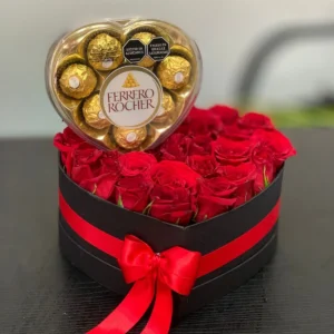 Caja corazon con rosas y caja corazon Ferrero Rocher